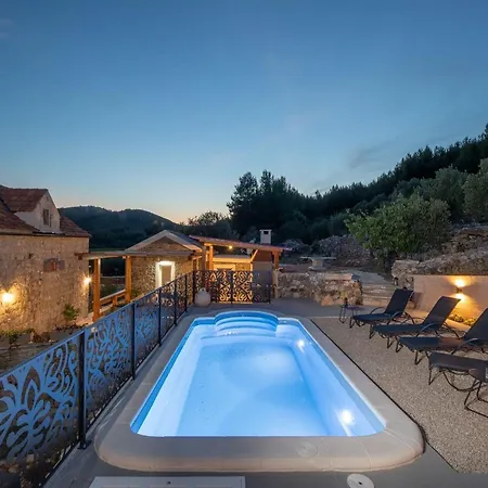 Stone House Prapatna-two Bedroom With Swimming Pool Smokvica (Korcula)