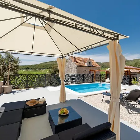 Stone House Prapatna-two Bedroom With Swimming Pool Smokvica (Korcula)